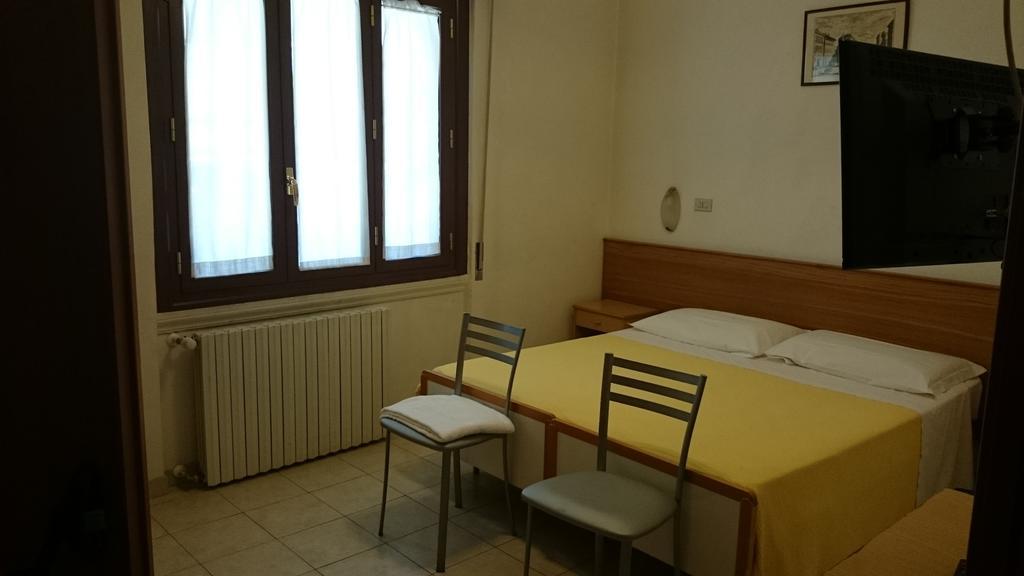 Hotel Sul Ponte Florence Kamer foto